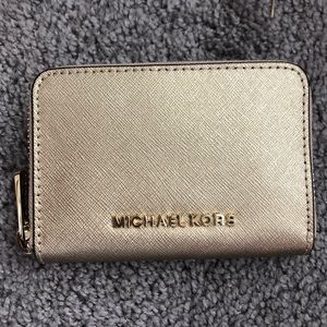 New Michael Kors Gold Small Zipper Wallet